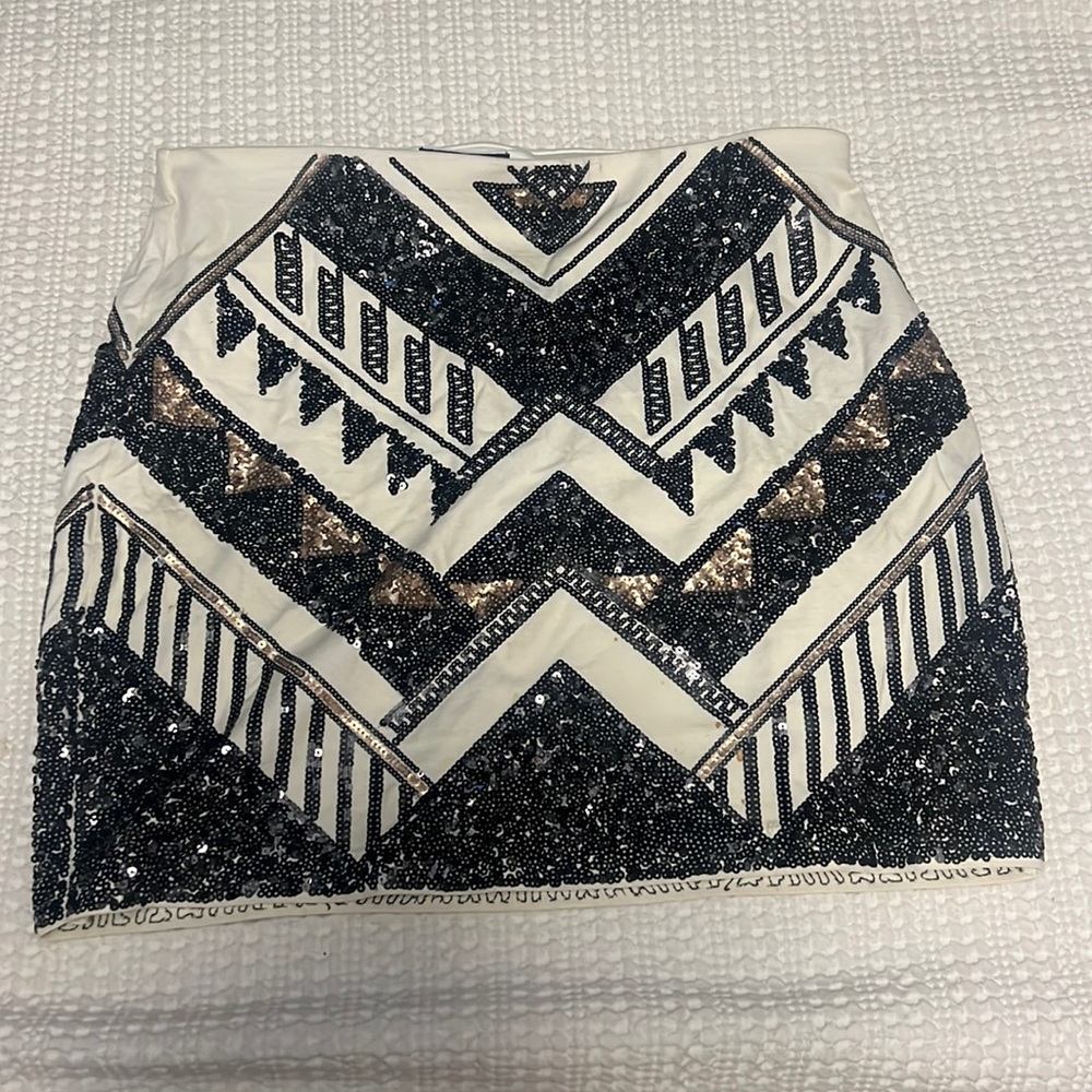 Express sequin skirt